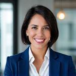 Retrato profesional de María Rodríguez, Gerente de Fondos en LATAM.